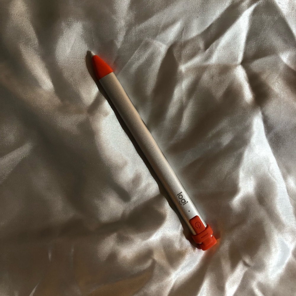 Logitech Crayon + Replacement Tips (x9) - Picture 2 of 3